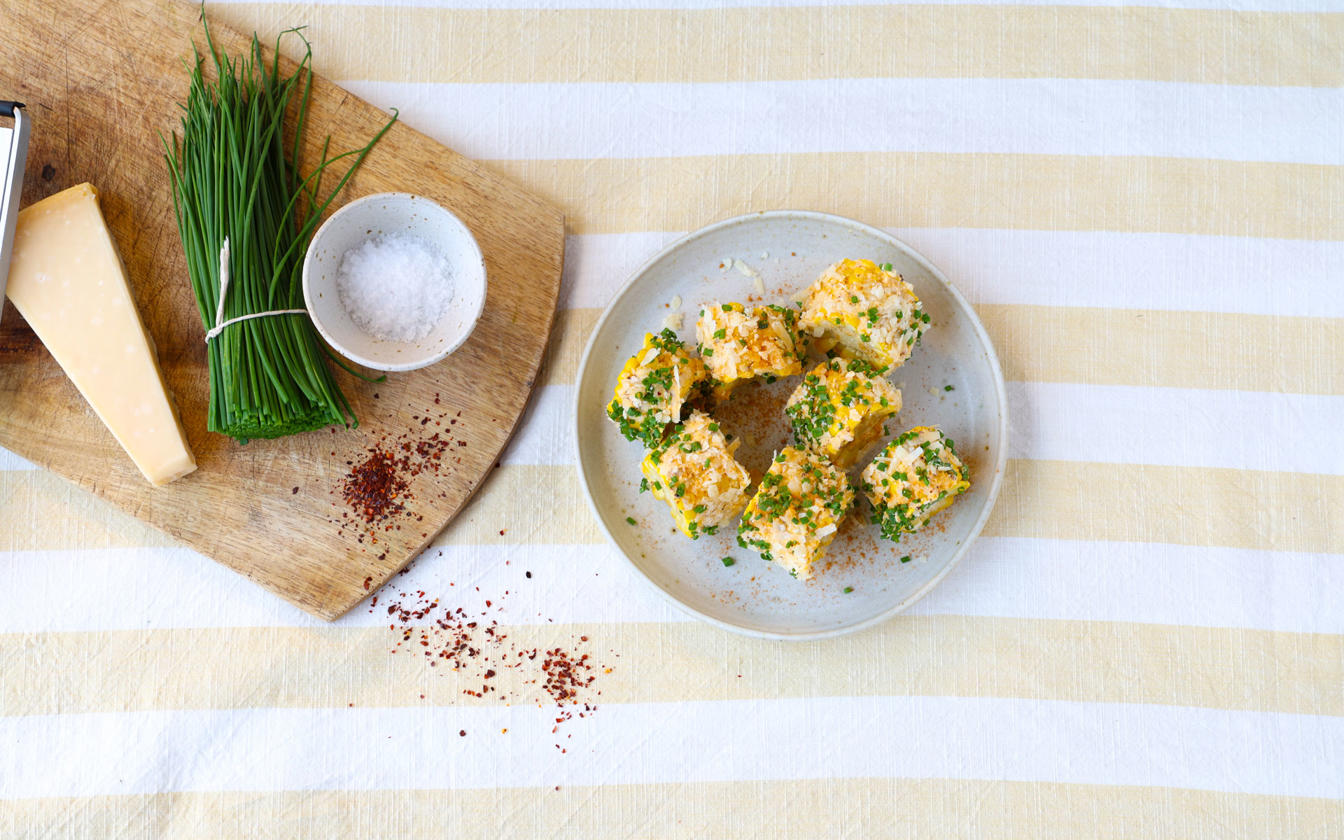 Majs med parmesan og chilismør