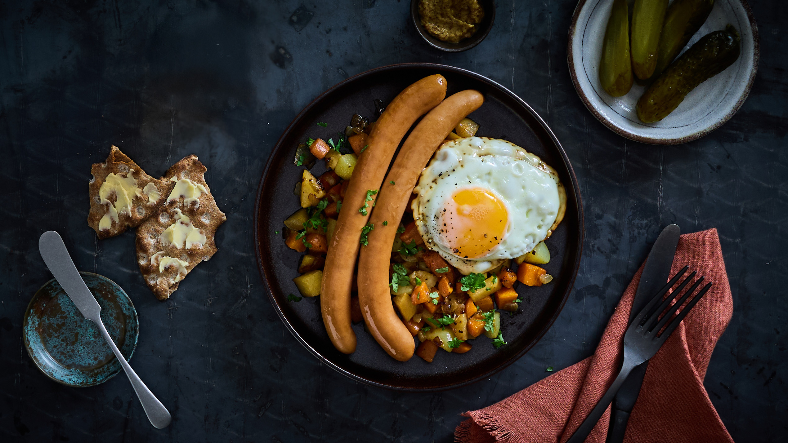 Rotfruktspytt med Wienerpölser