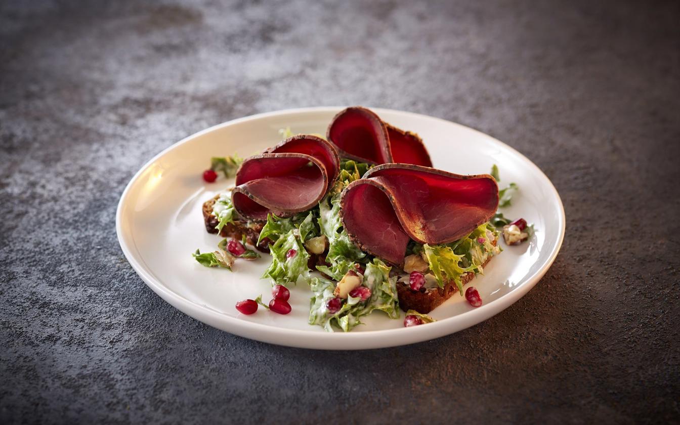 Salat med kold roastbeef