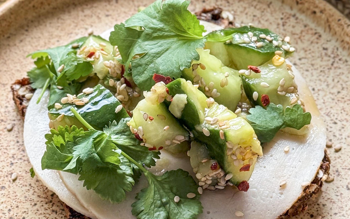 Asiatisk inspireret agurkesalat