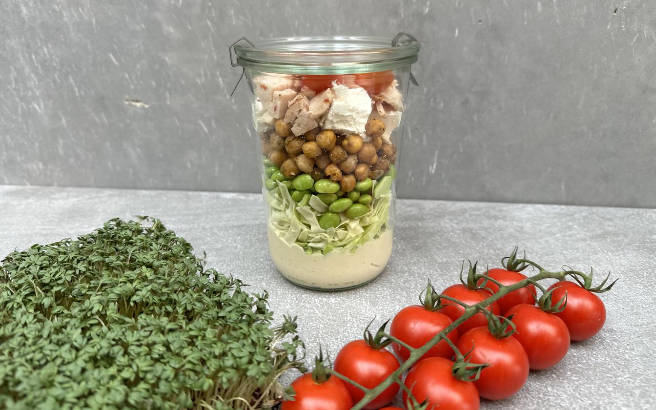 Proteinrig kikærtesalat med kylling