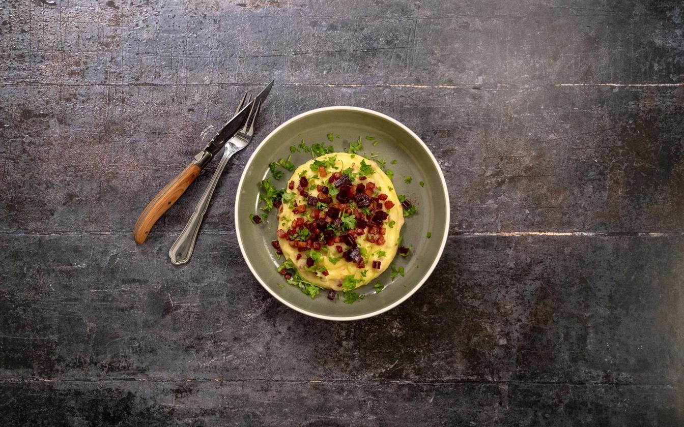 Brændende kærlighed med dobbelt bacon