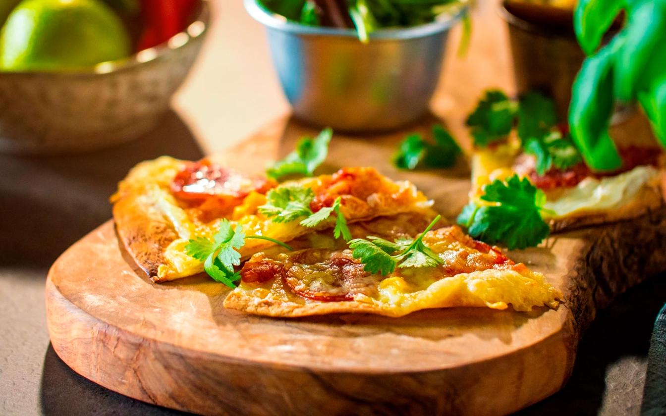 Tortillapizza med salami