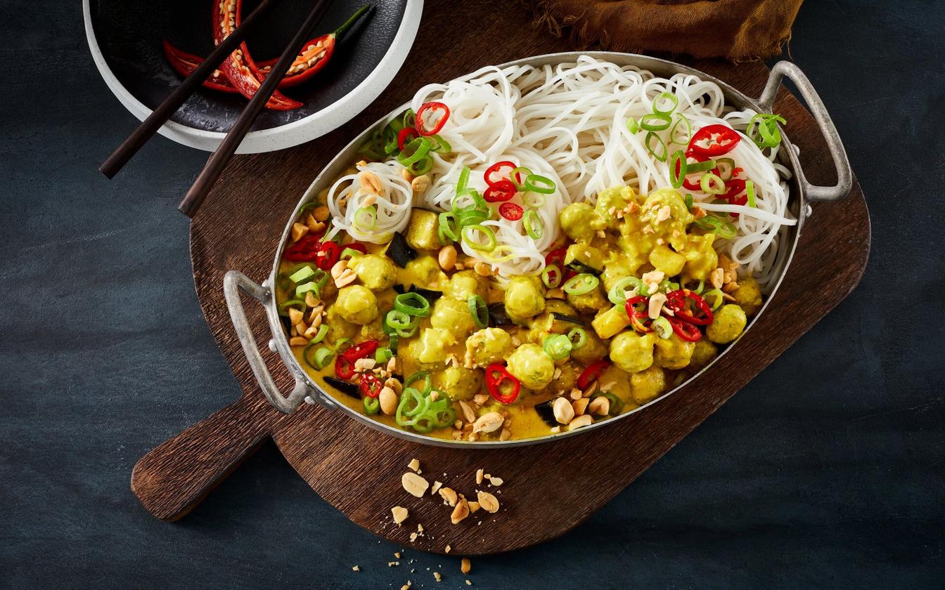 Kødboller i spicy karrysauce