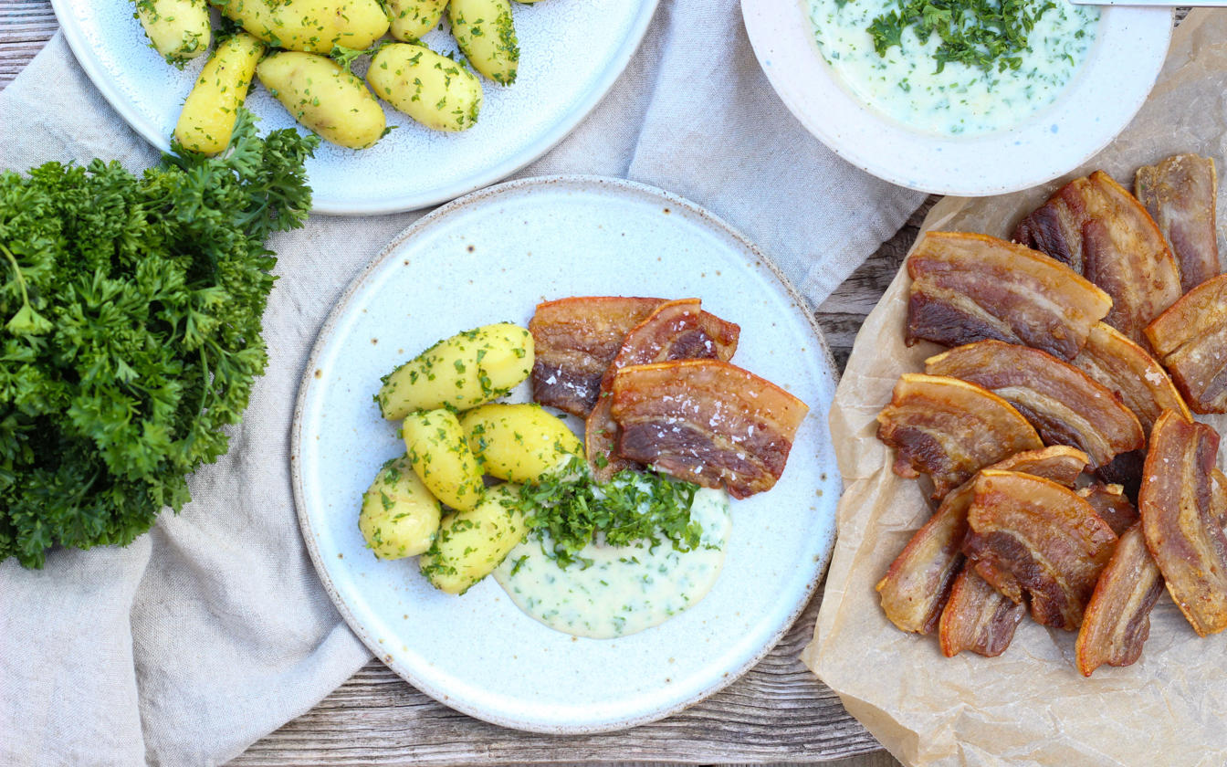 Stegt flæsk med persillesovs