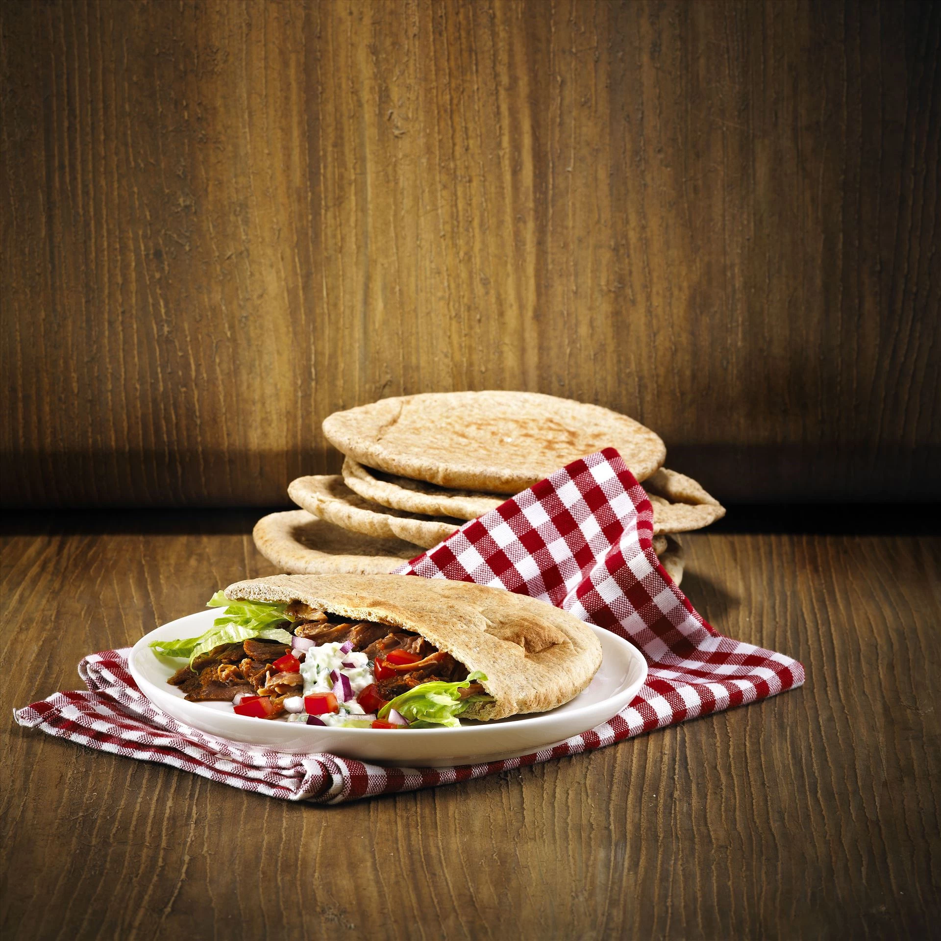 Pita med Pulled Pork og tzatziki