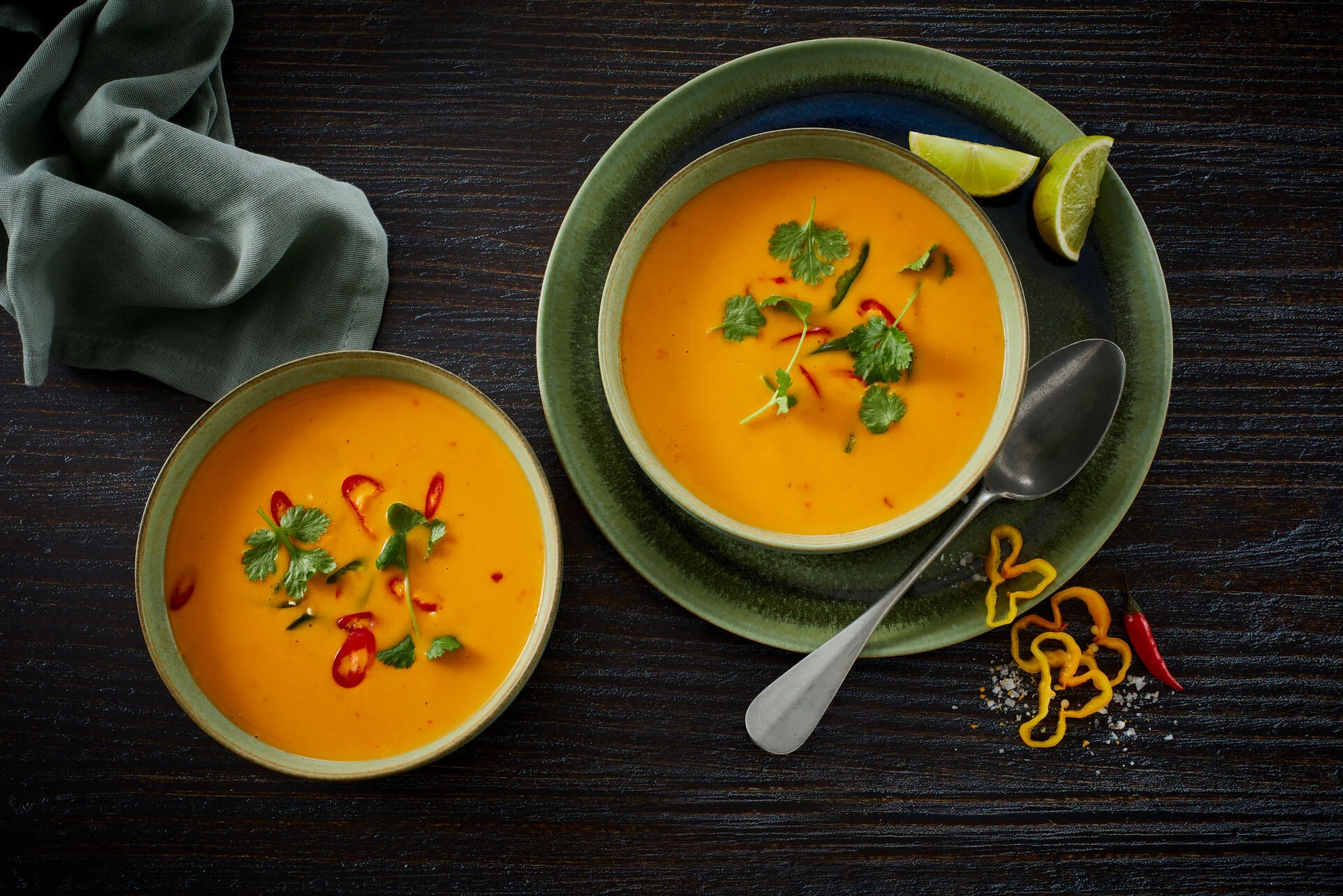 Græskarsuppe med lime, kokosmælk og ingefær