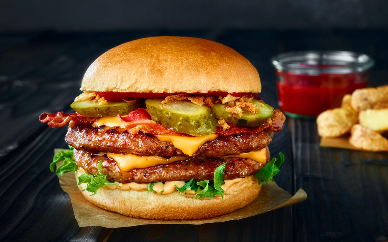 Double bacon BBQ cheeseburger
