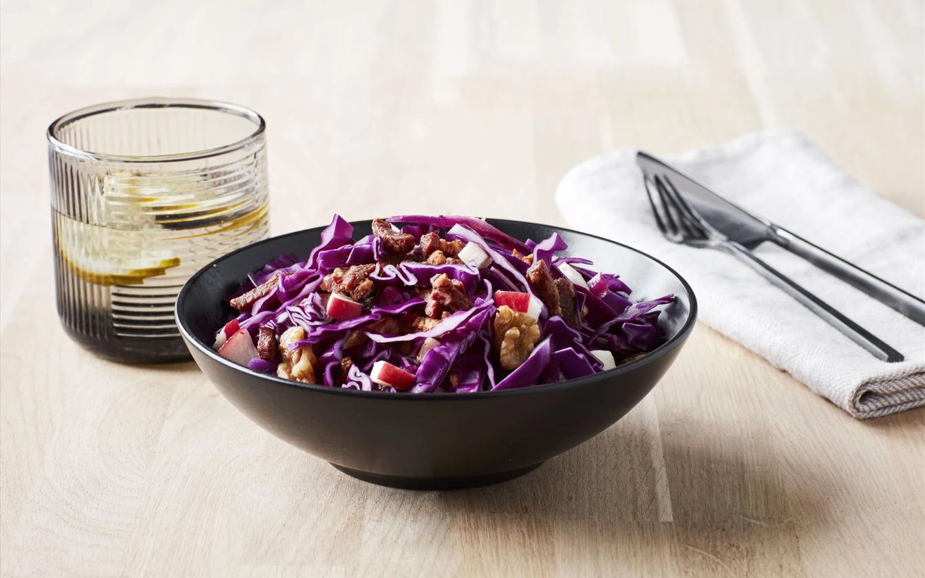 Rødkålssalat med bacontern