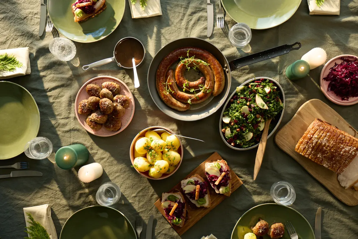 Grill med GØL pølser og majs