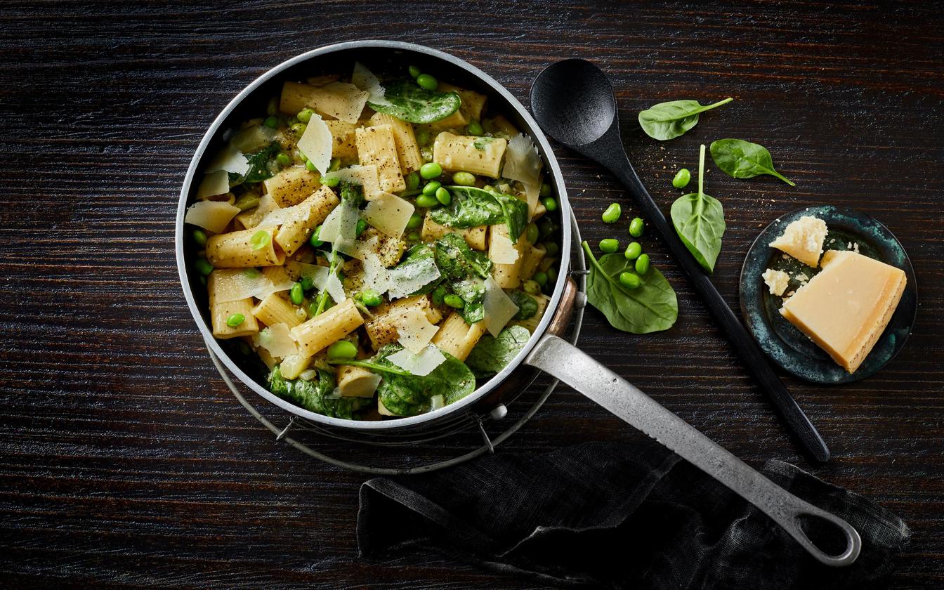 Grøn onepot med spinat og pesto