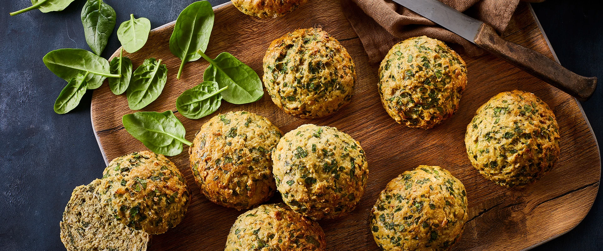 Grønne spinat-sandwichboller