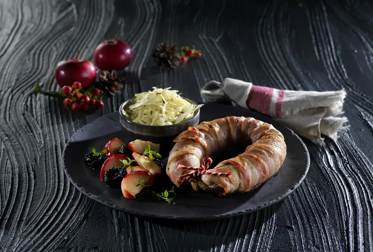 Medisterpølse surret med Tulip Bacon - Danish Crown