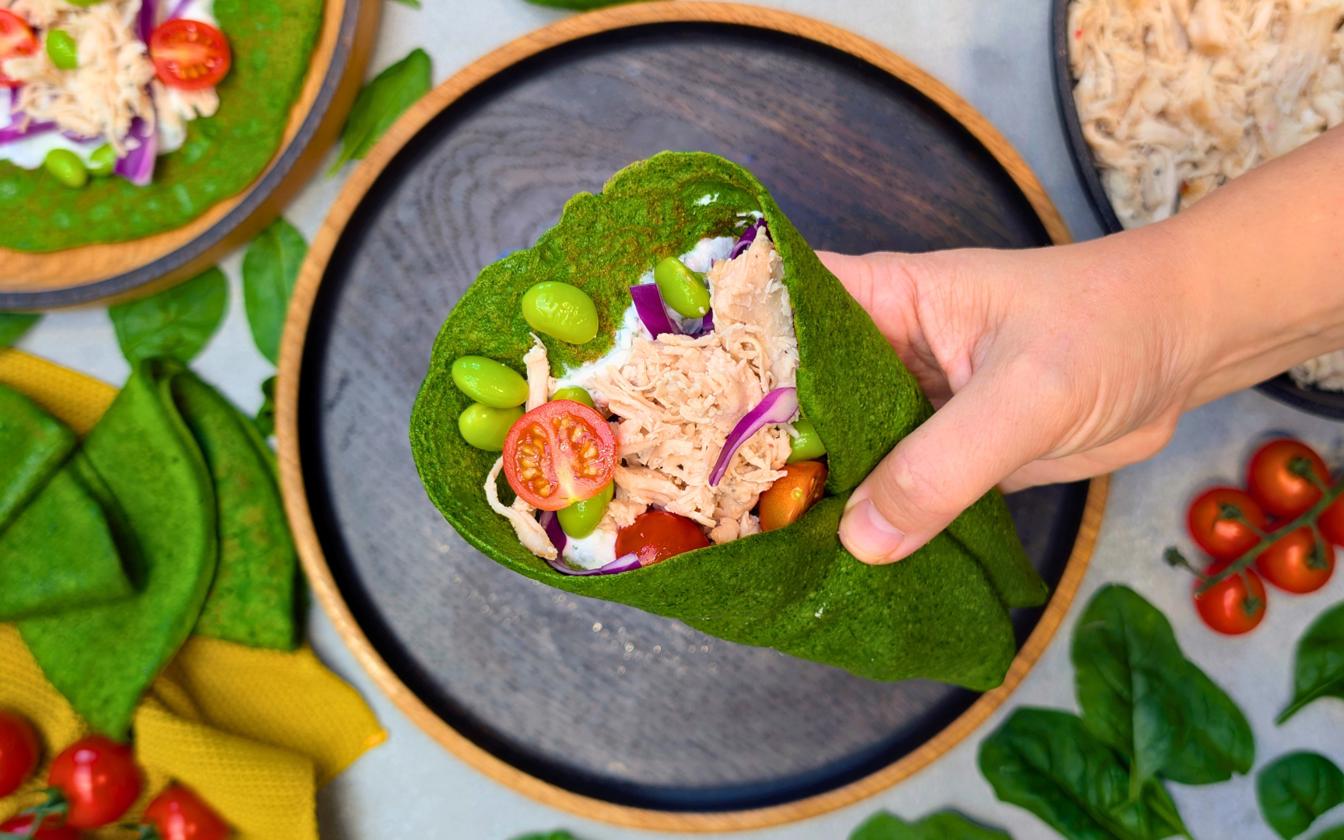 Spinatpandekager med pulled chicken