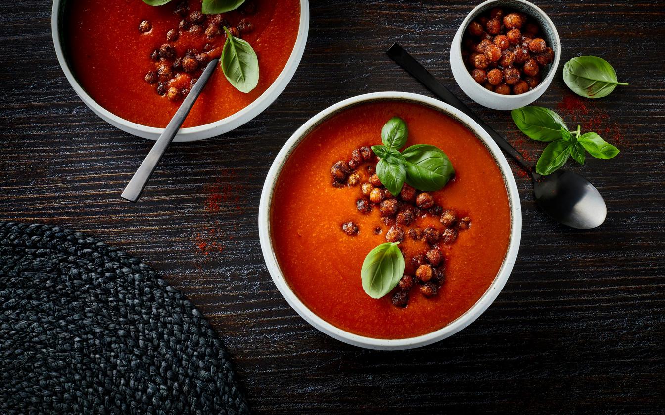 Nem tomatsuppe med kikærter