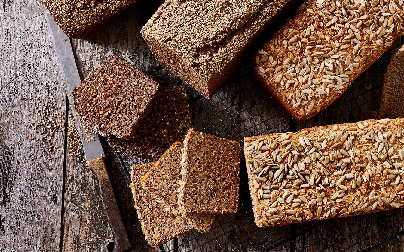 Nemt og hurtigt kernerugbrød