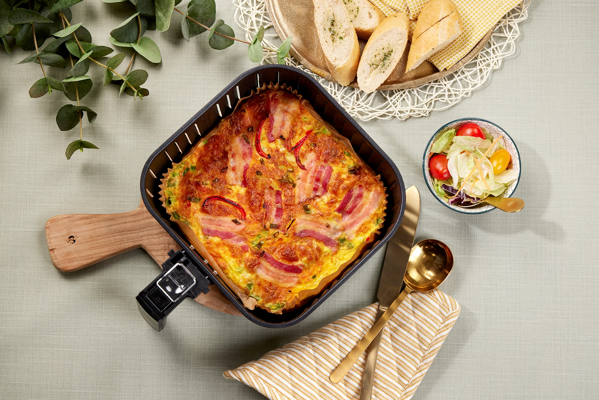 Omelet med bacon i airfryer