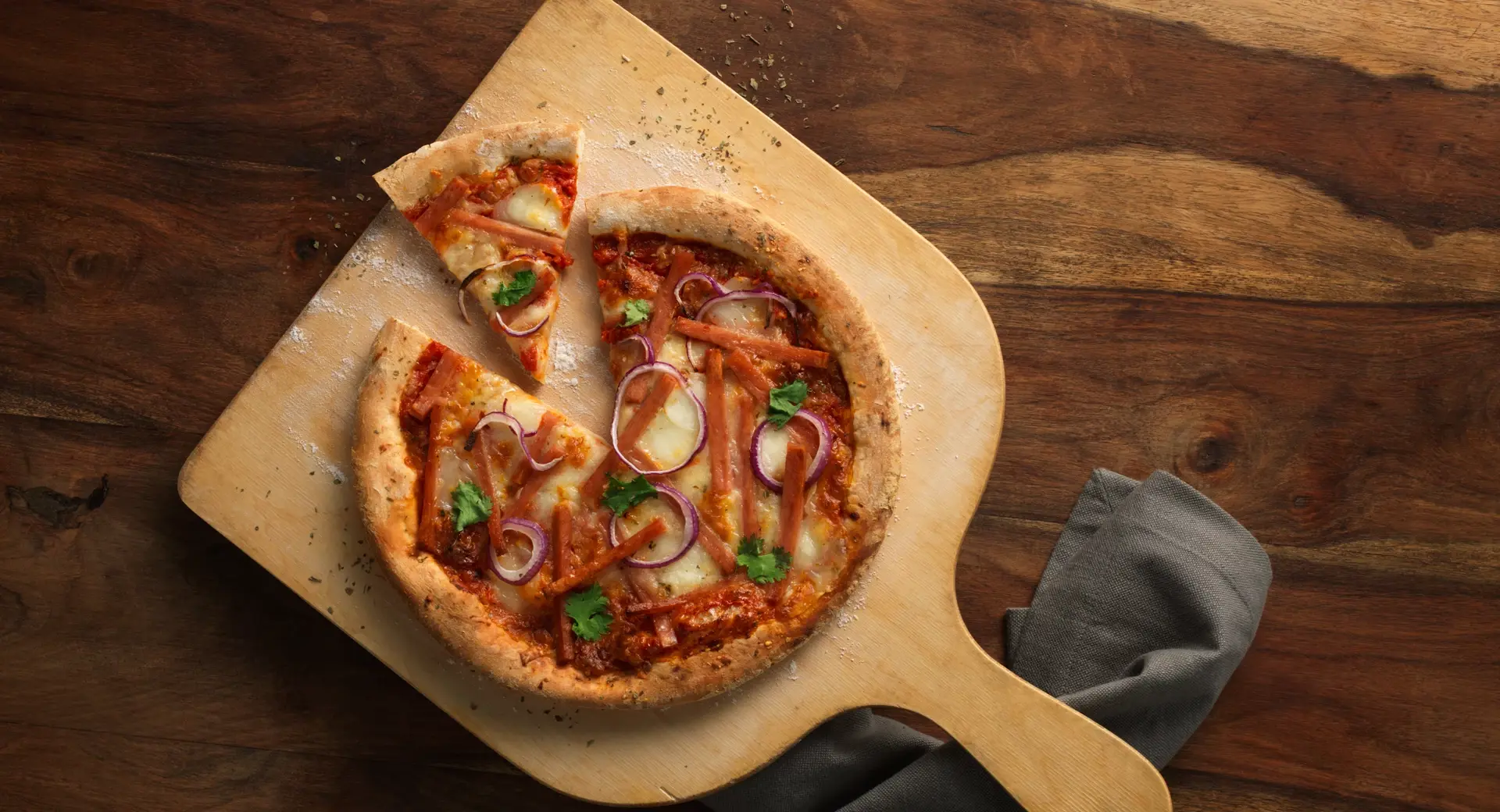 Pizza con Jamonilla
