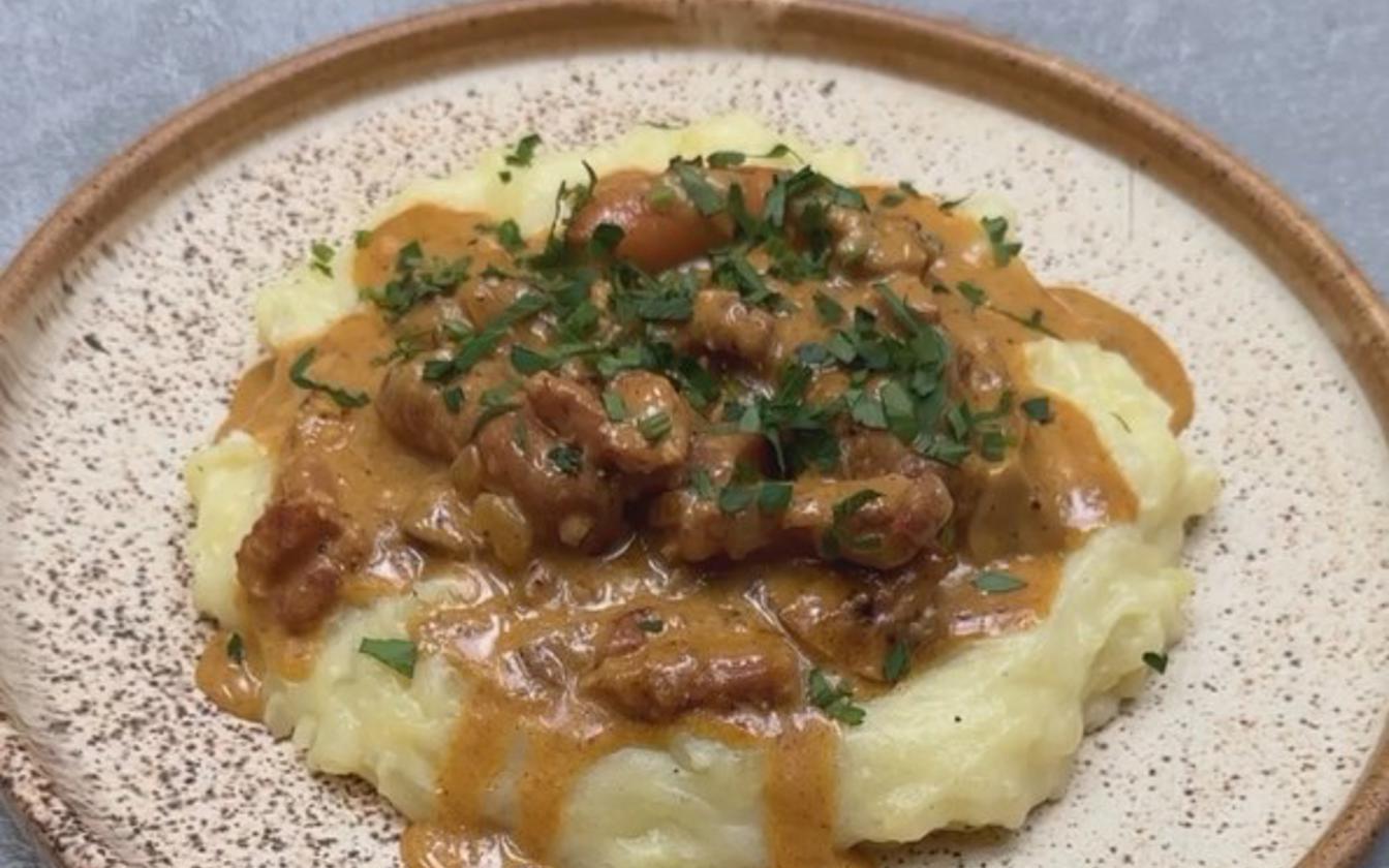 Gryderet med mørbrad og kartoffelmos