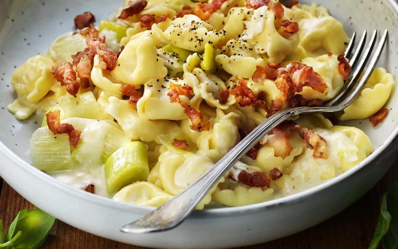 Tortellini med flødesovs