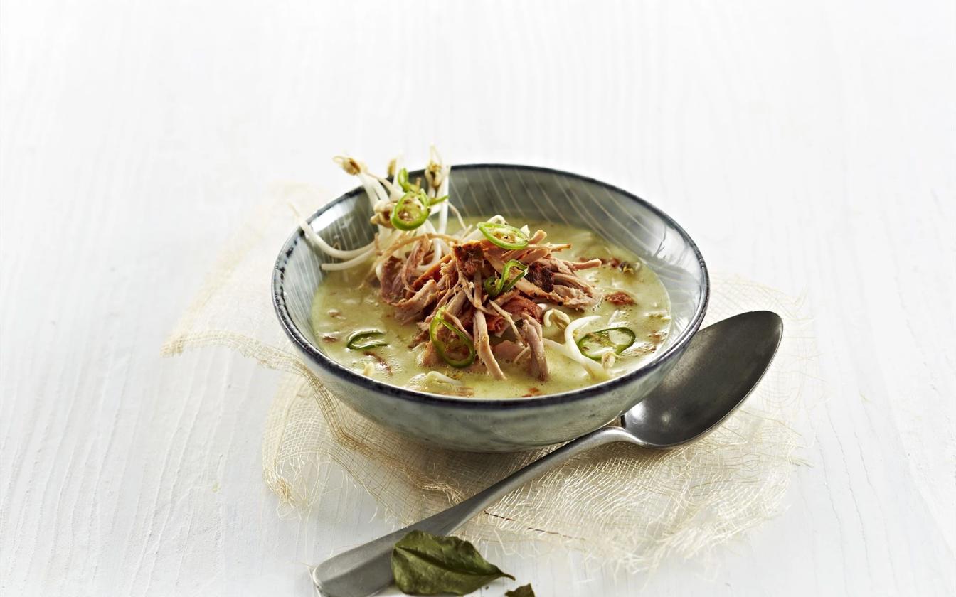 Thaisuppe med pulled pork