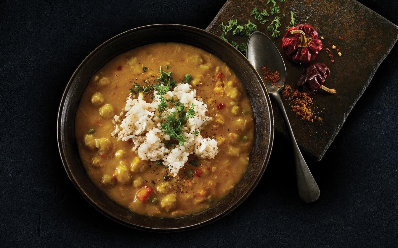 Karrysuppe med kødboller