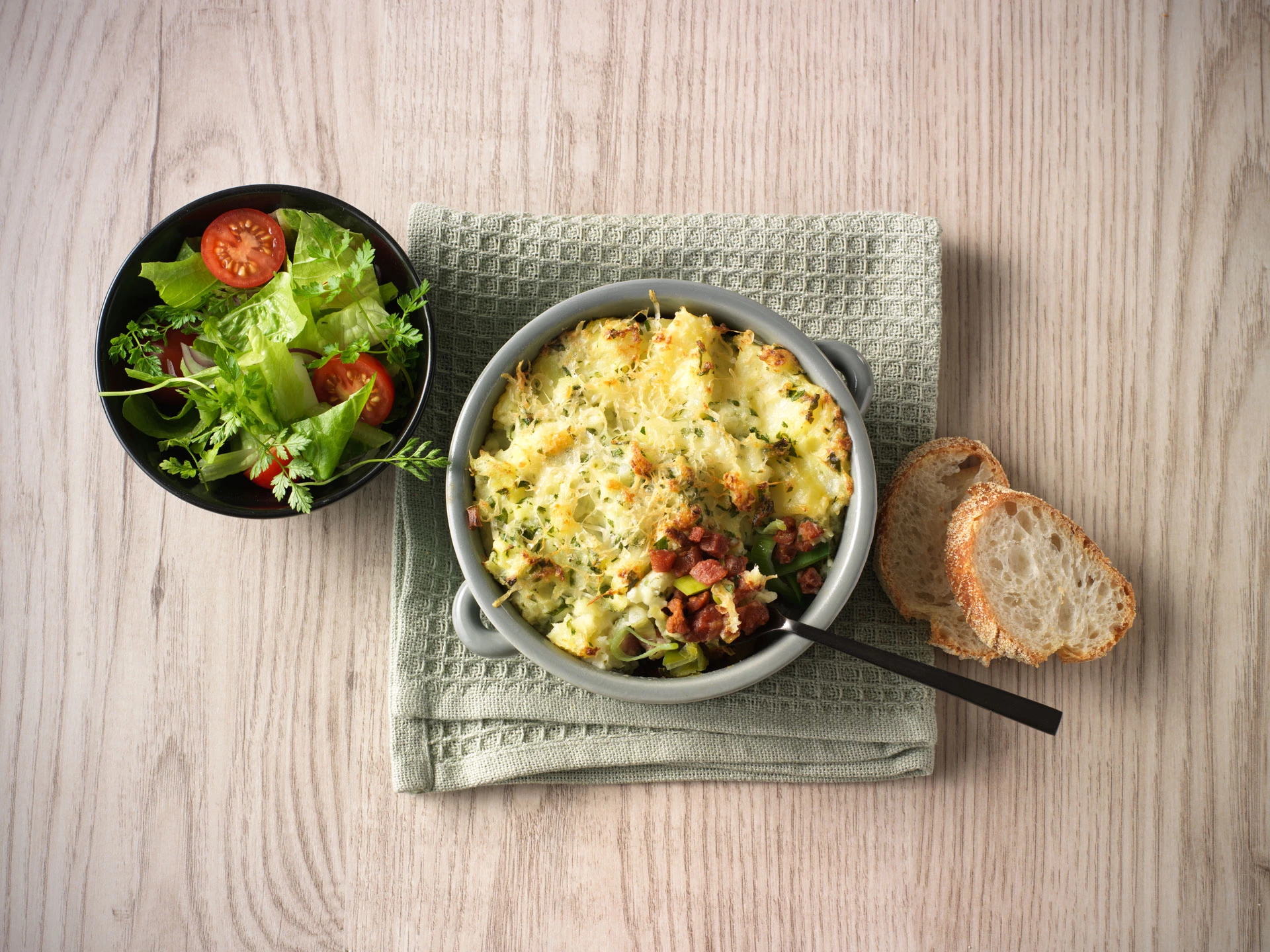 Bagt kartoffelmos med bacon