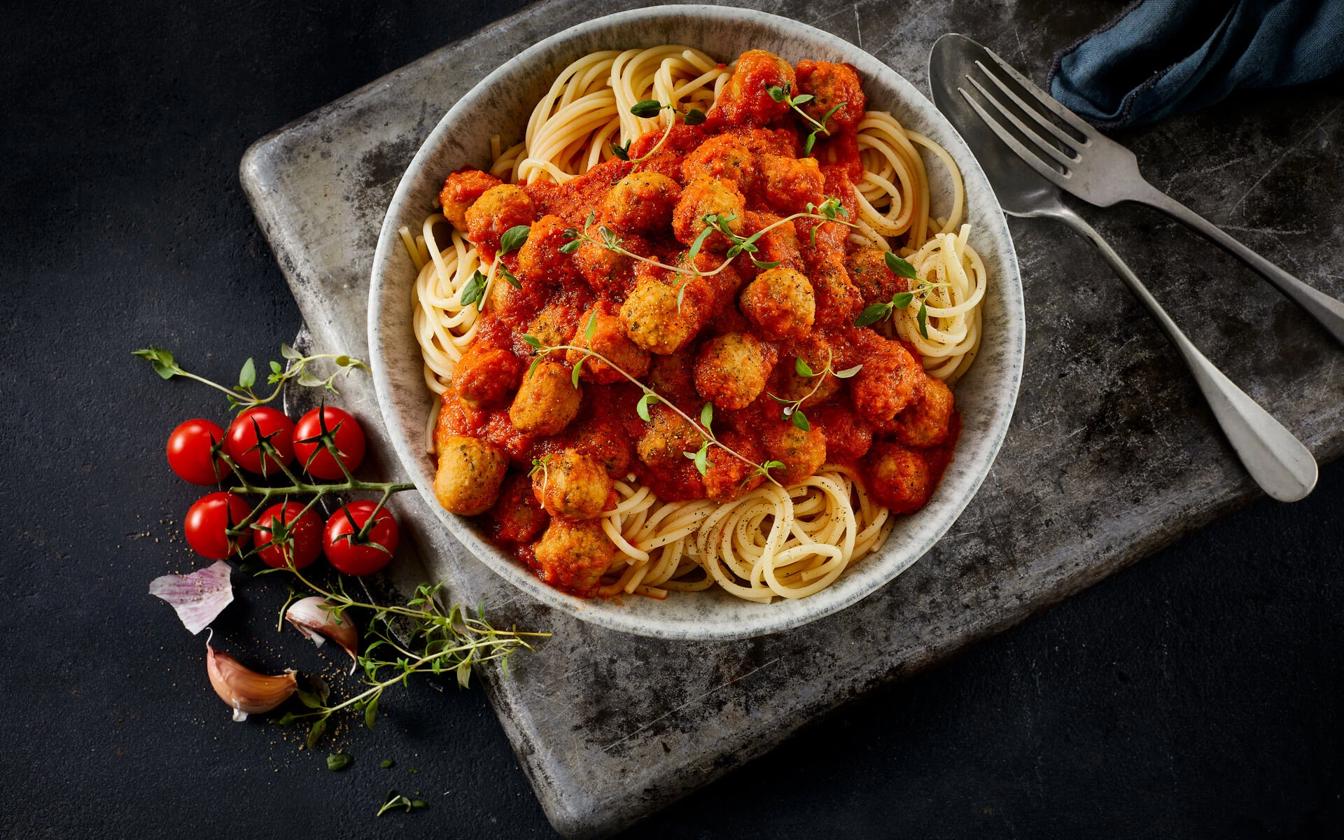 Kødboller i tomatsauce