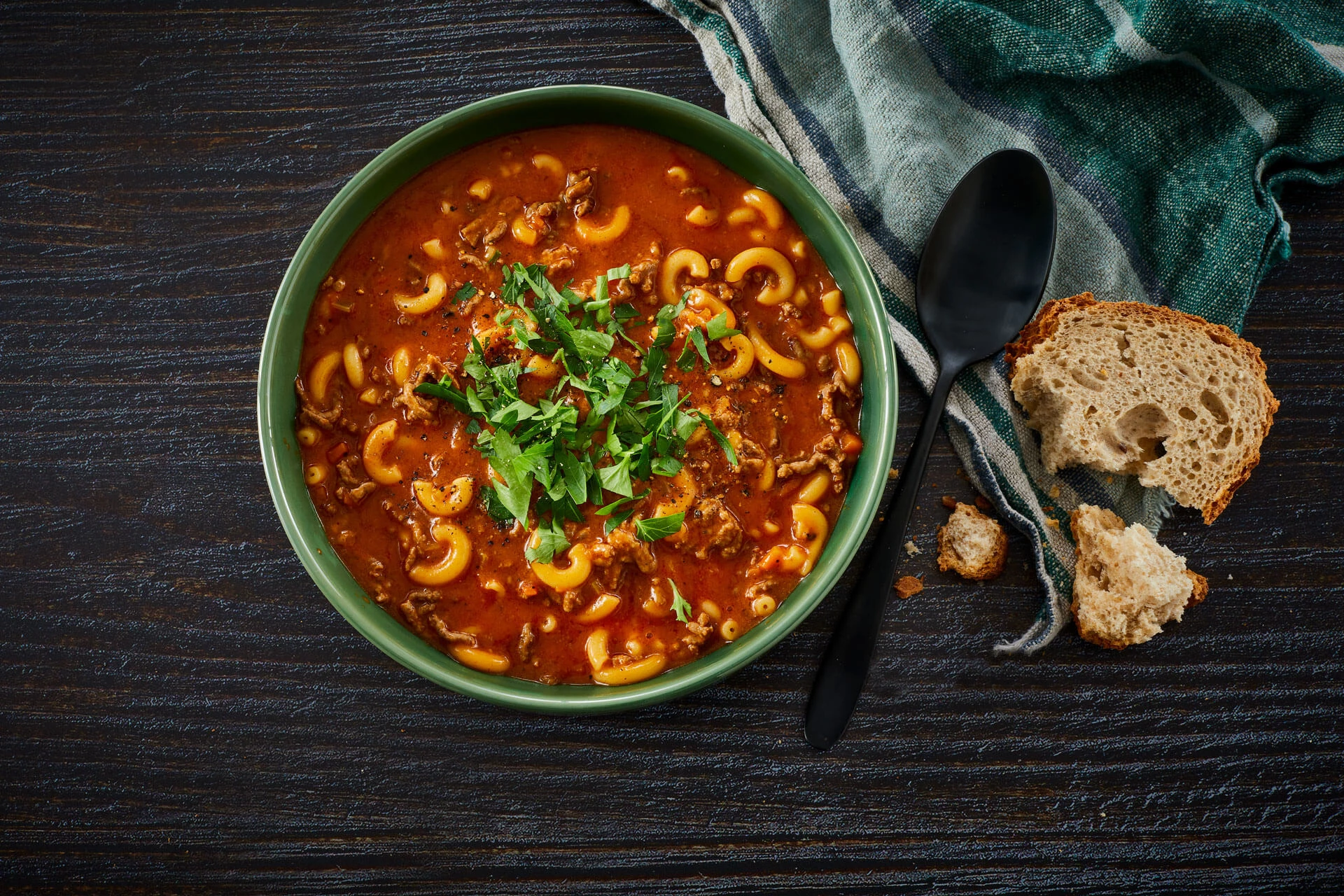 Tomatsuppe à la Bolognese