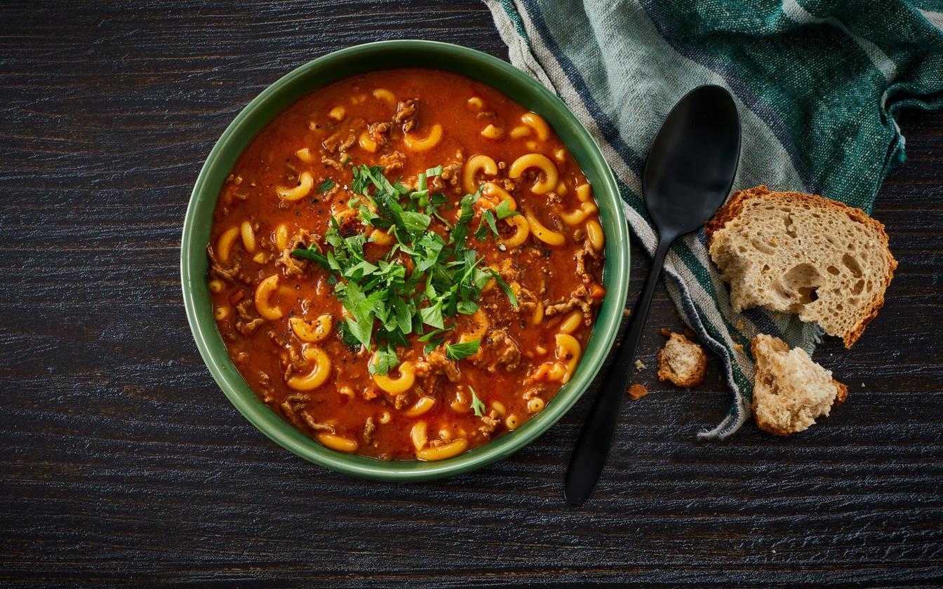 Tomatsuppe à la Bolognese