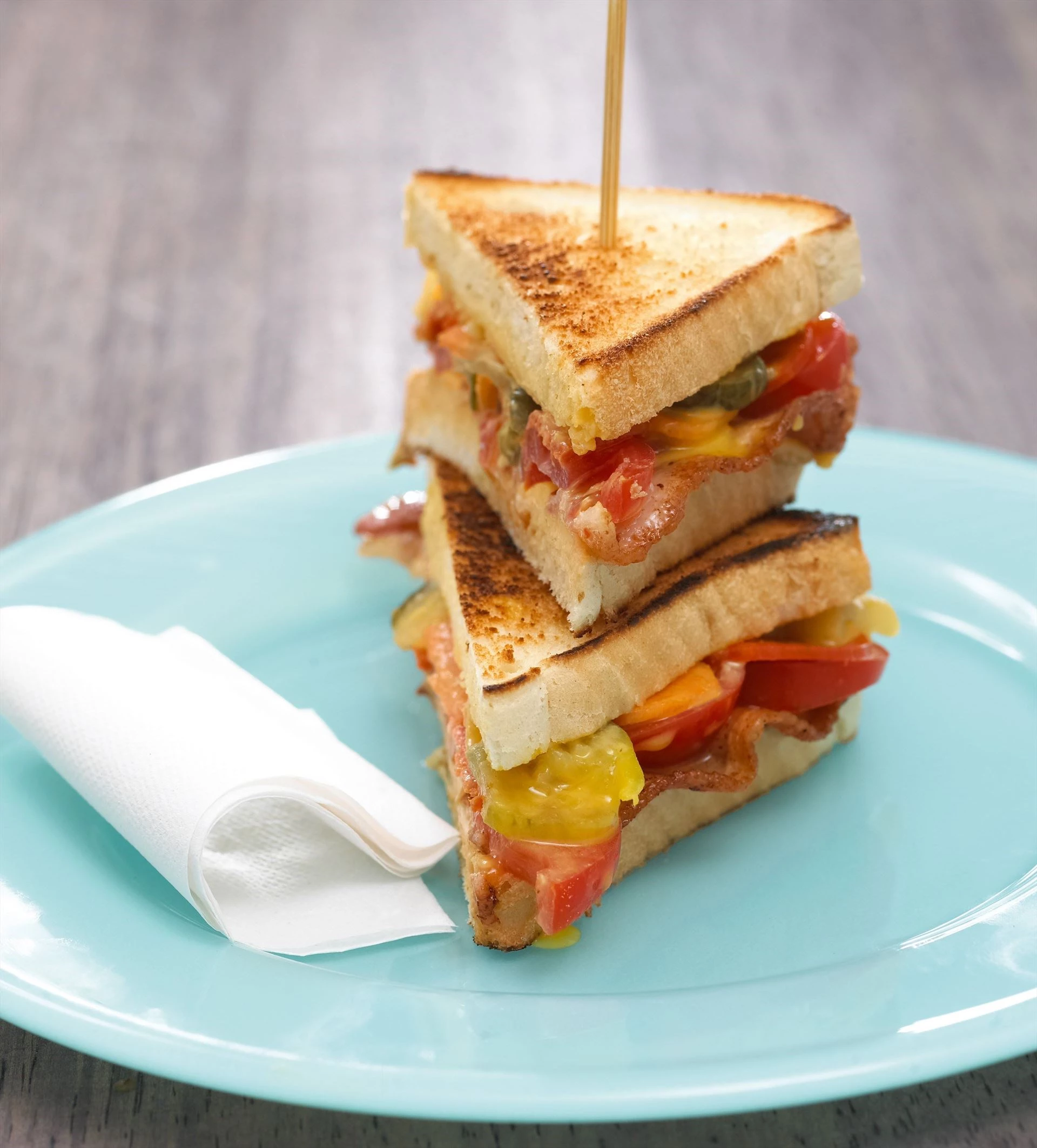 Sandwich med bacon og ost